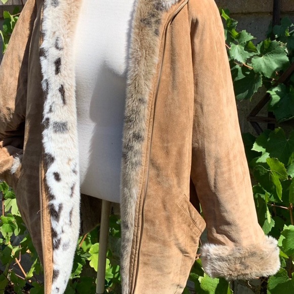 SOLD Vintage Reversible Suede Faux Fur Winter Coat - Picture 7 of 8